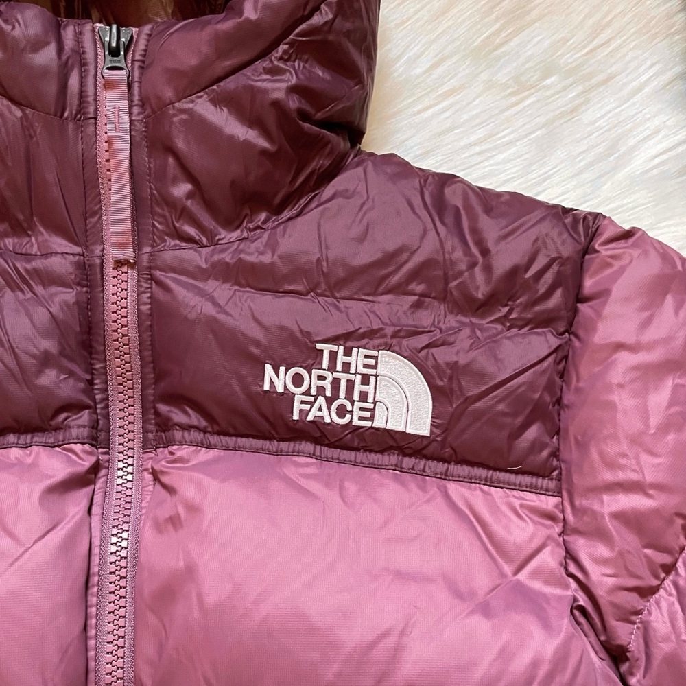 The North Face Women’s Nuptse Belted Mid Jacket - Picture 5 of 10